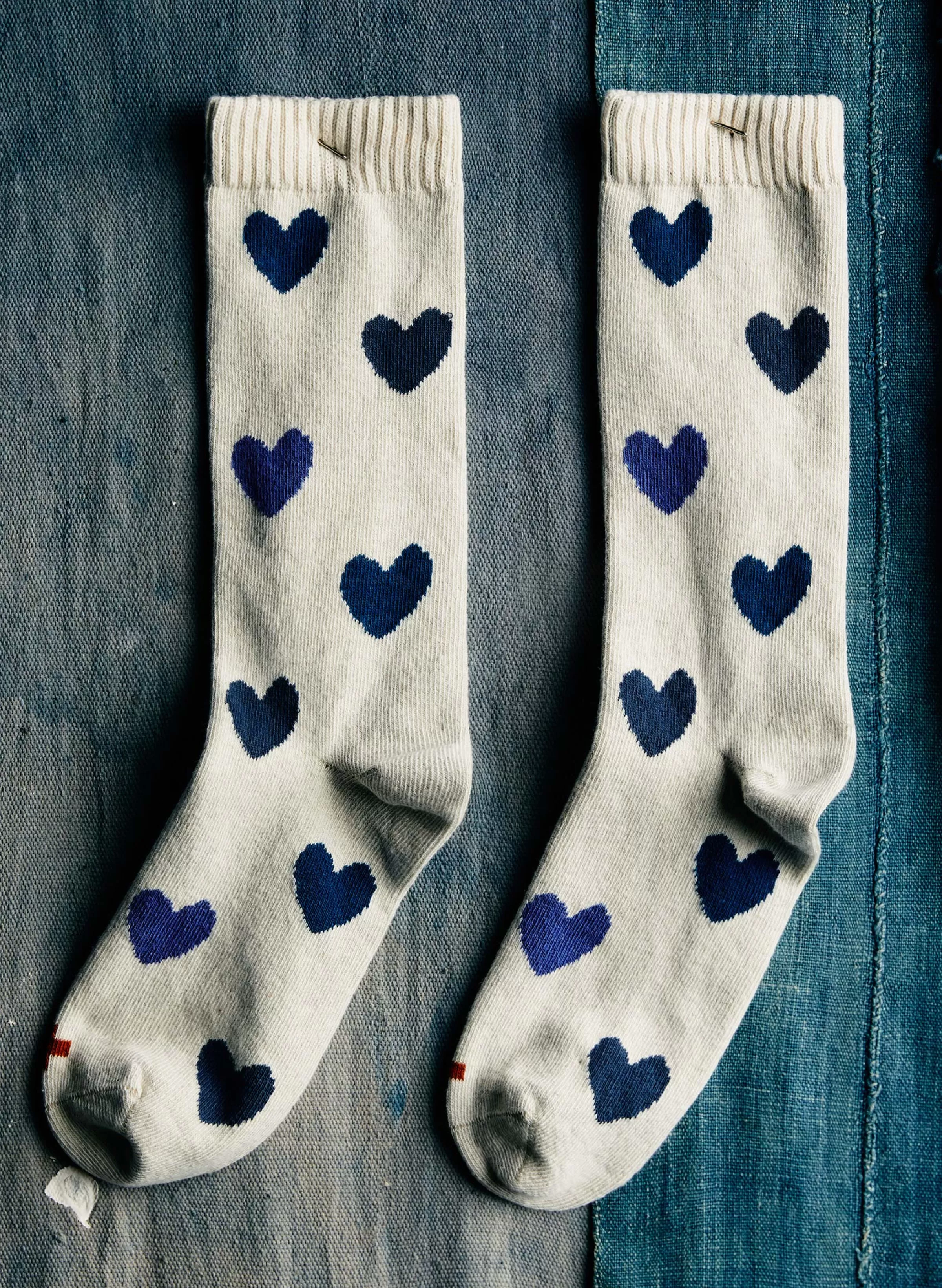 imogene + willie Blue Heart Sock In Natural Store