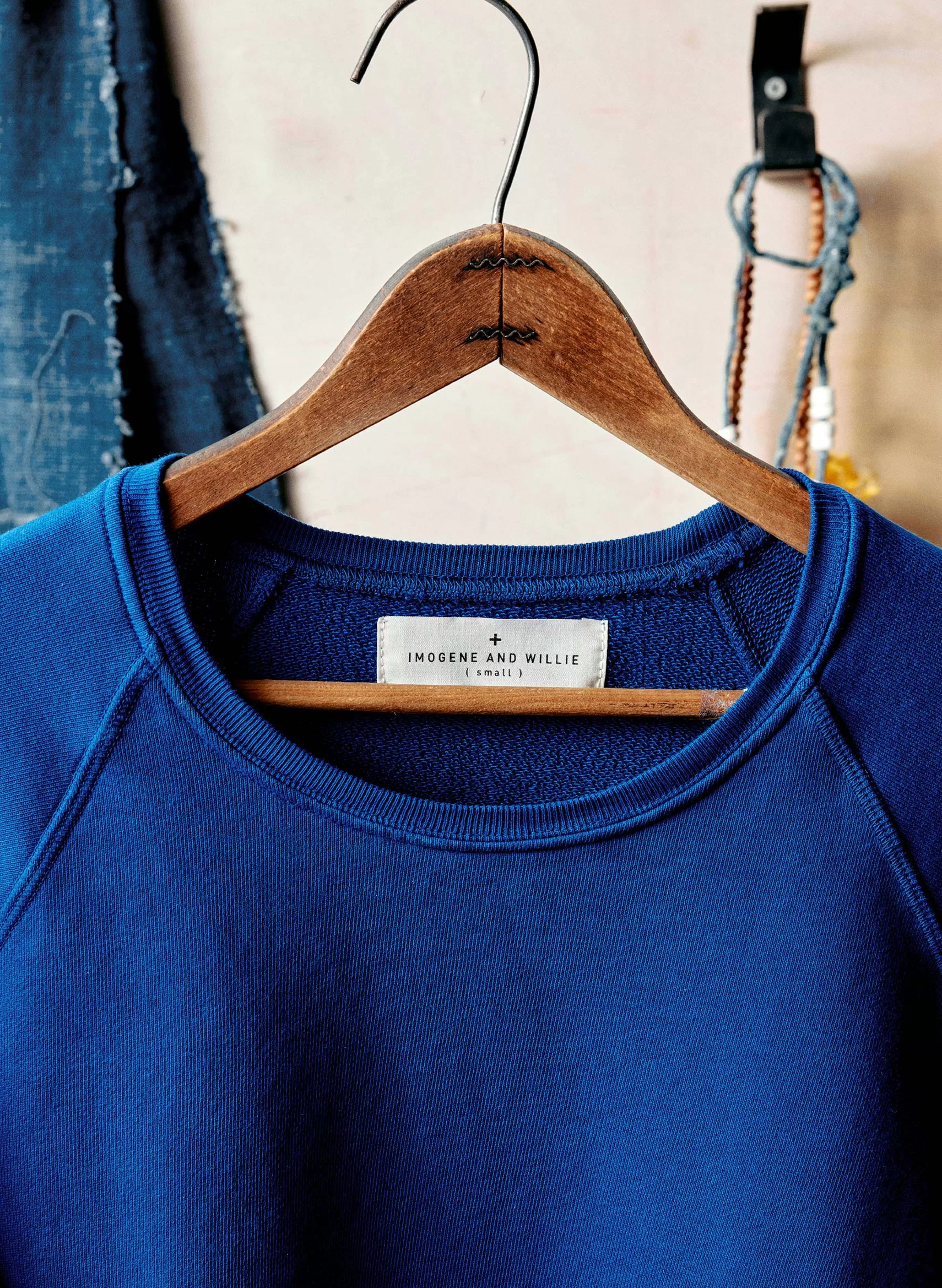 imogene + willie Lana Raglan Sweatshirt In Klein Blue Online