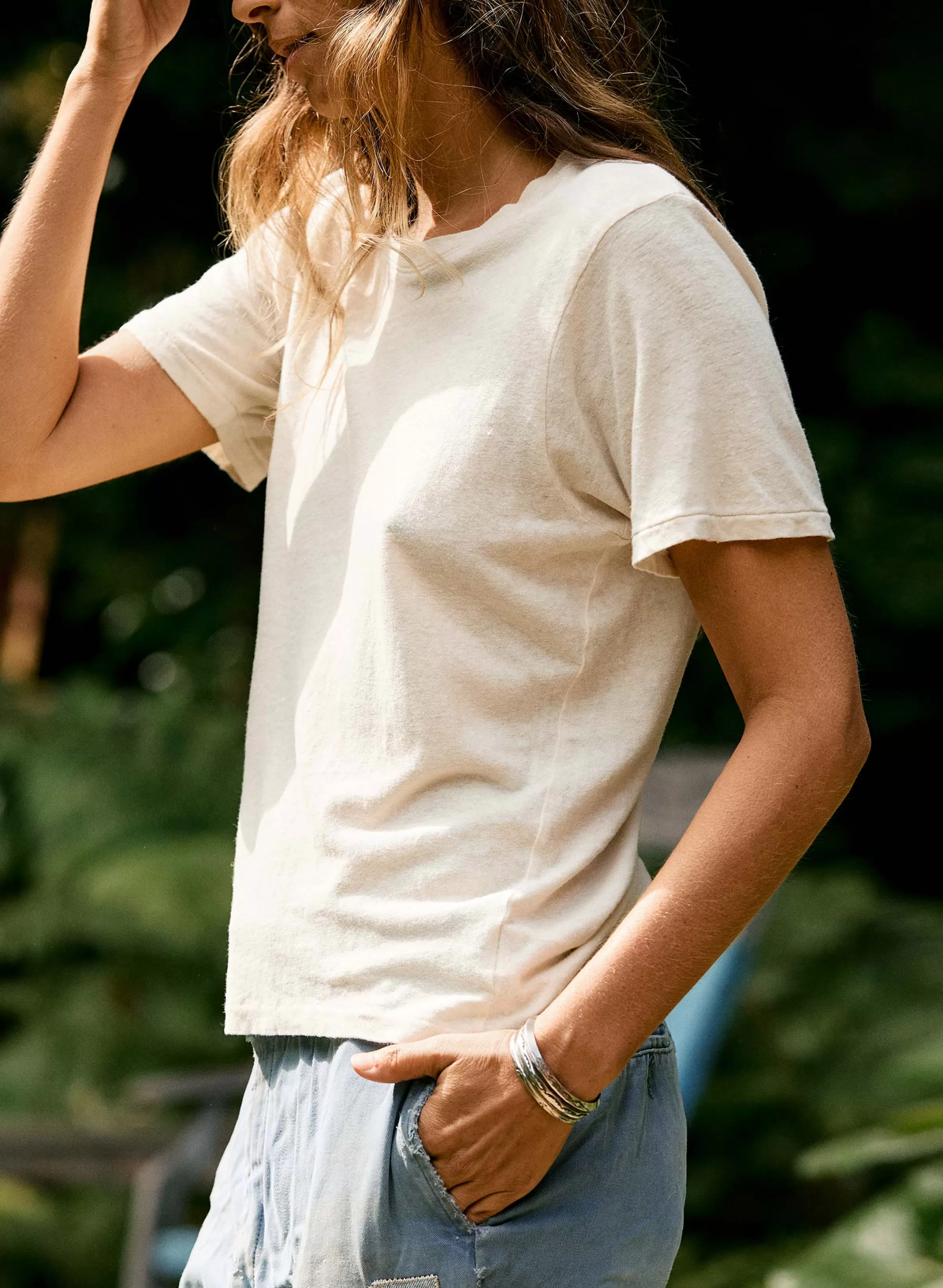 imogene + willie The Cotton Hemp Tee In Vintage White Sale