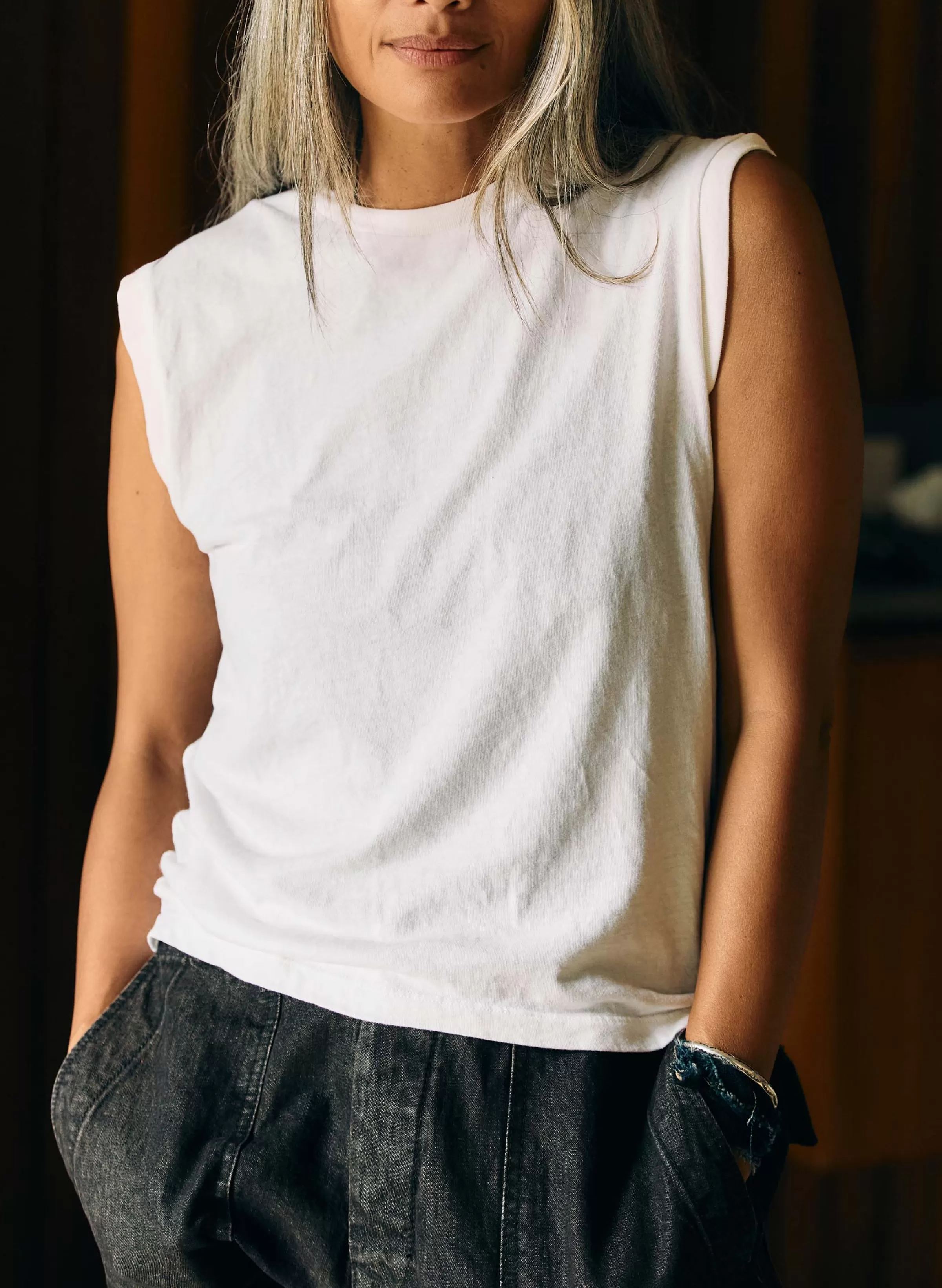 imogene + willie The Cotton Muscle Tee In Vintage White Online