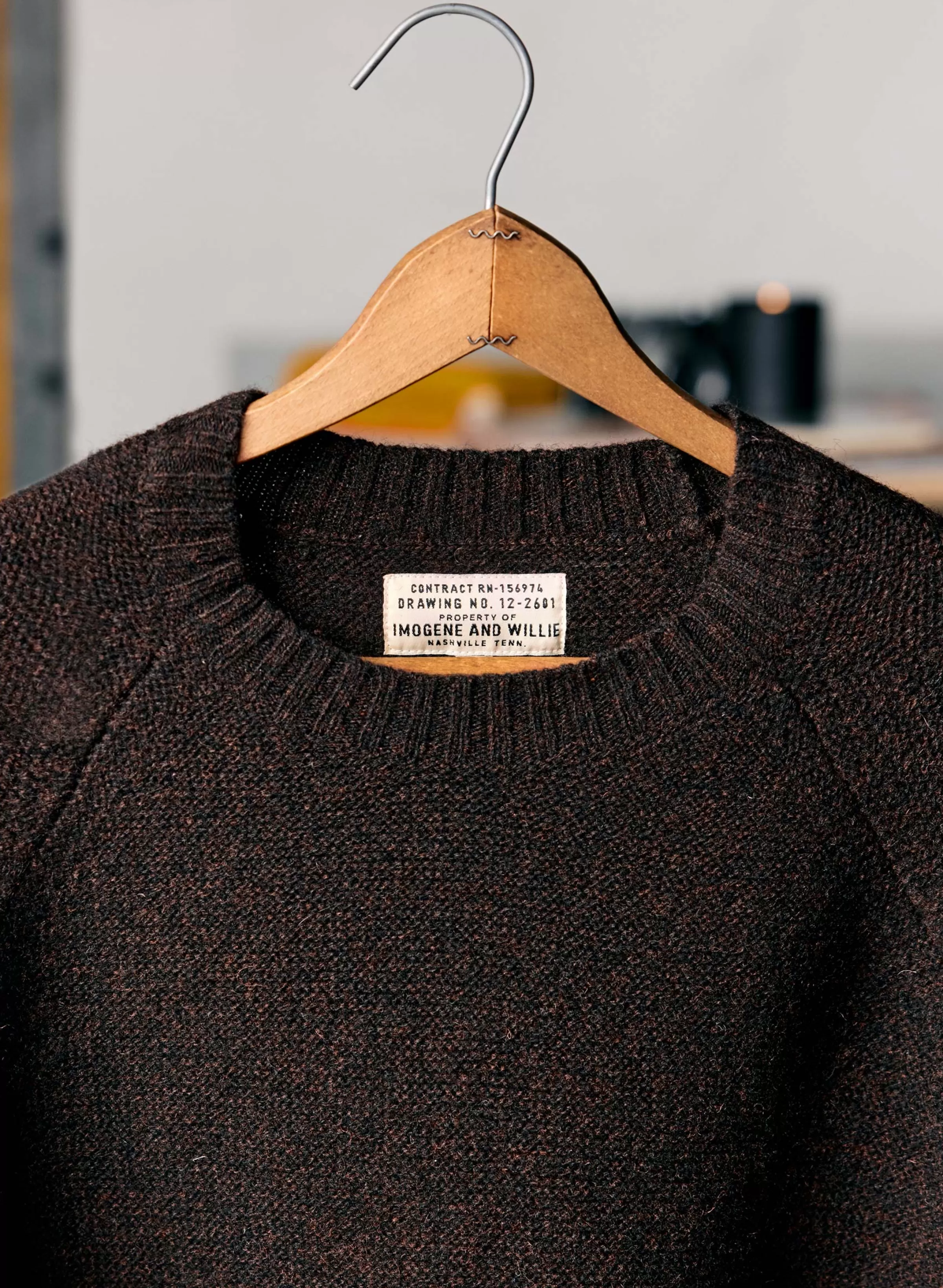 imogene + willie The Galway Wool Sweater In Brown Clearance