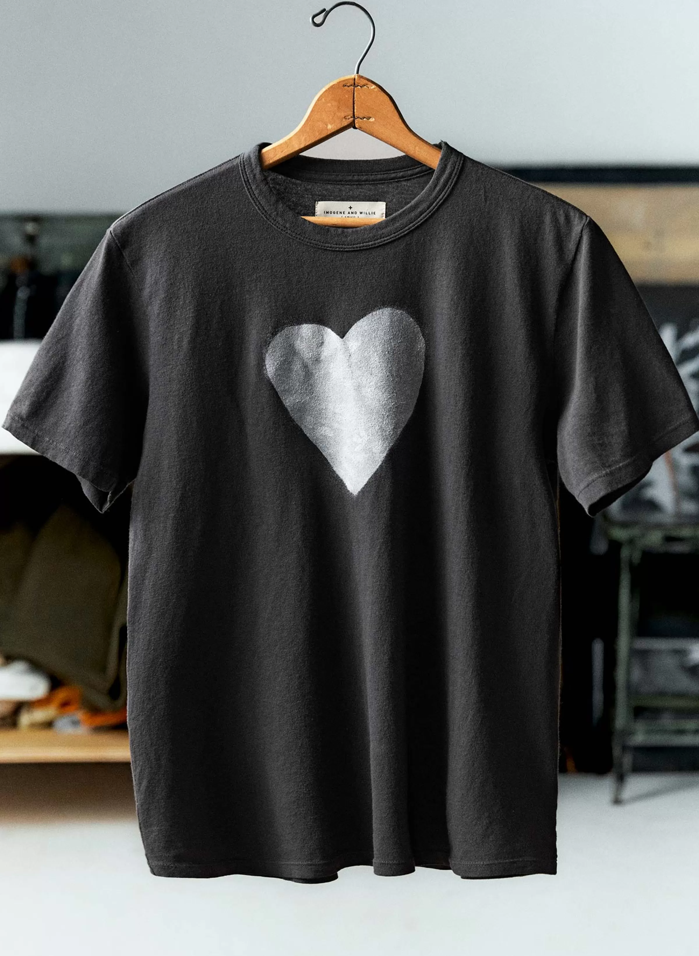 imogene + willie The "heart" Tee In Black New