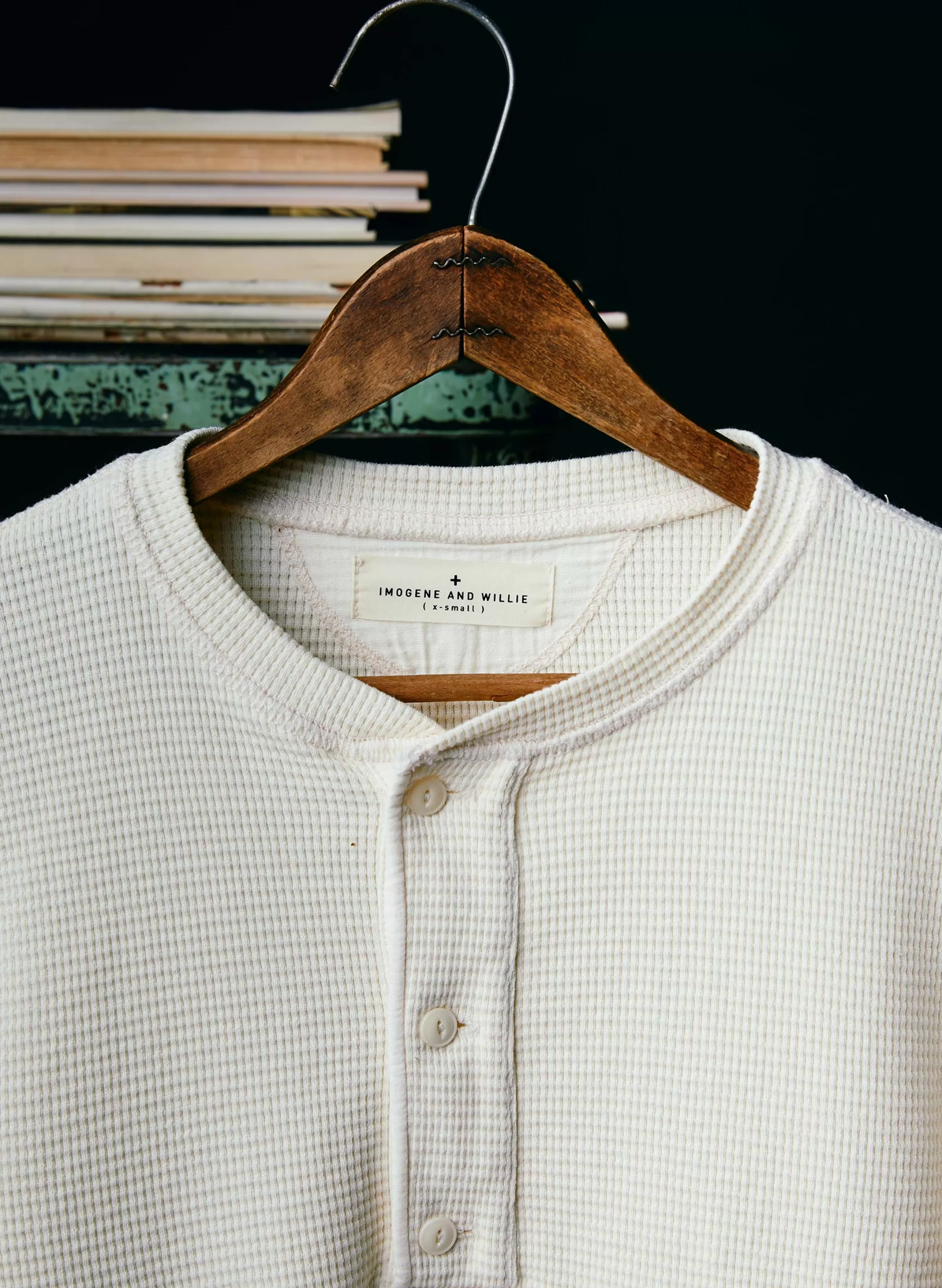 imogene + willie The Knit Waffle Henley In Vintage White Cheap
