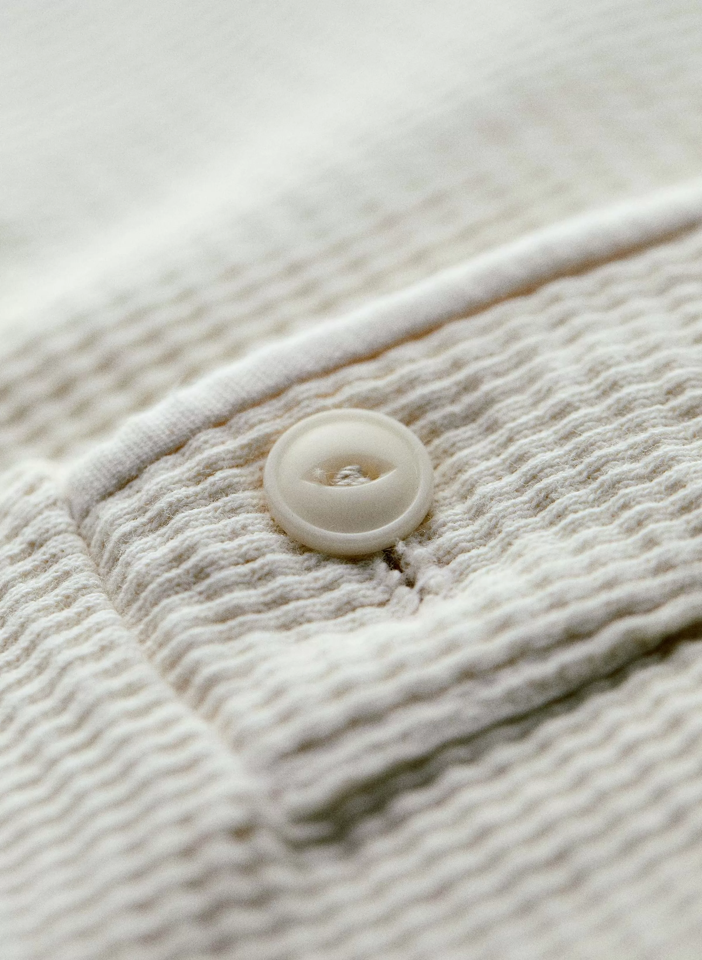 imogene + willie The Knit Waffle Henley In Vintage White Cheap