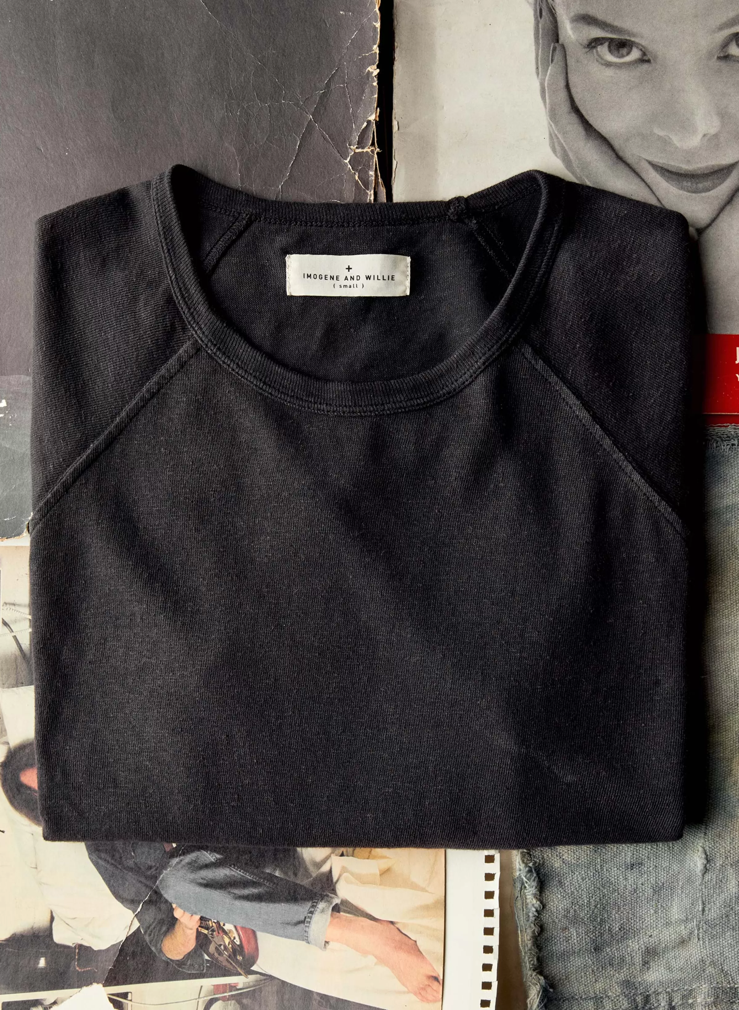 imogene + willie The Long Sleeve Raglan In Faded Black Cheap