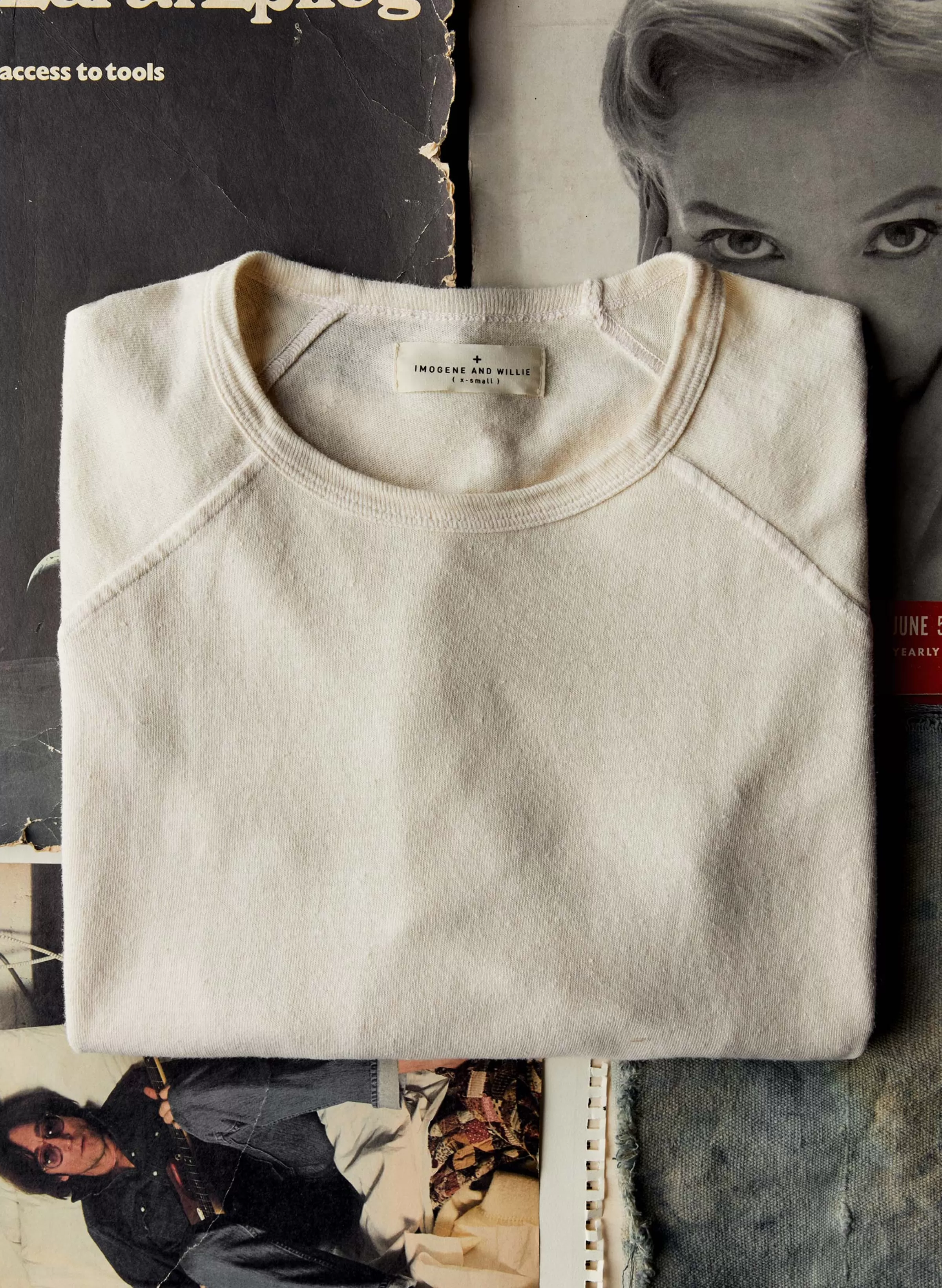 imogene + willie The Long Sleeve Raglan In Vintage White Best Sale