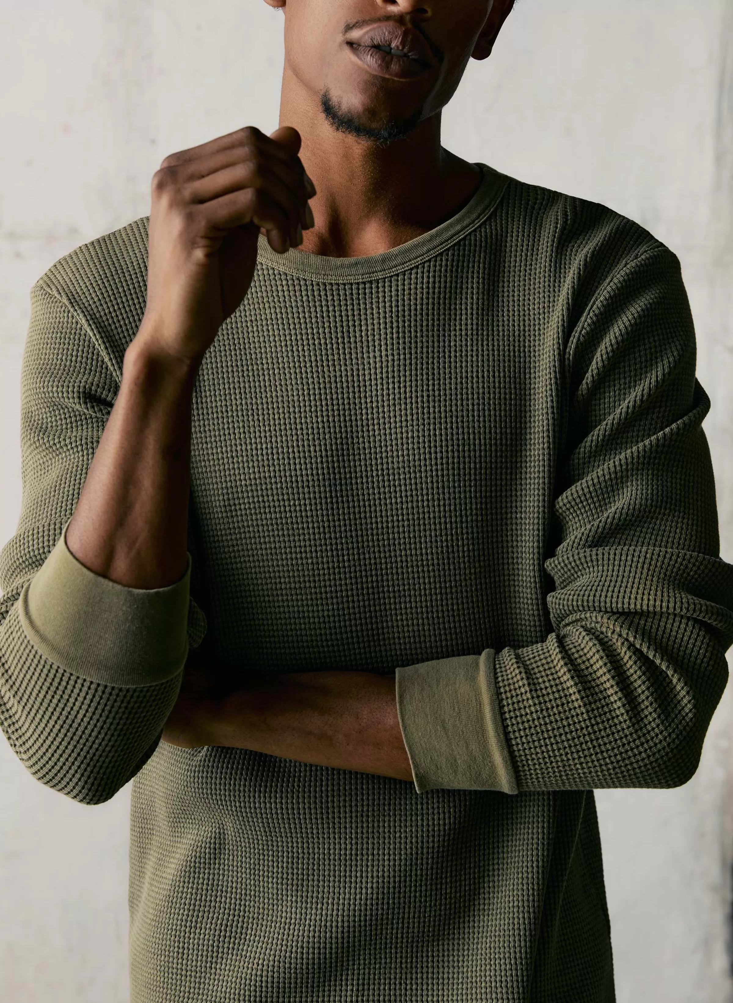 imogene + willie The Long Sleeve Thermal Crew In Olive Outlet