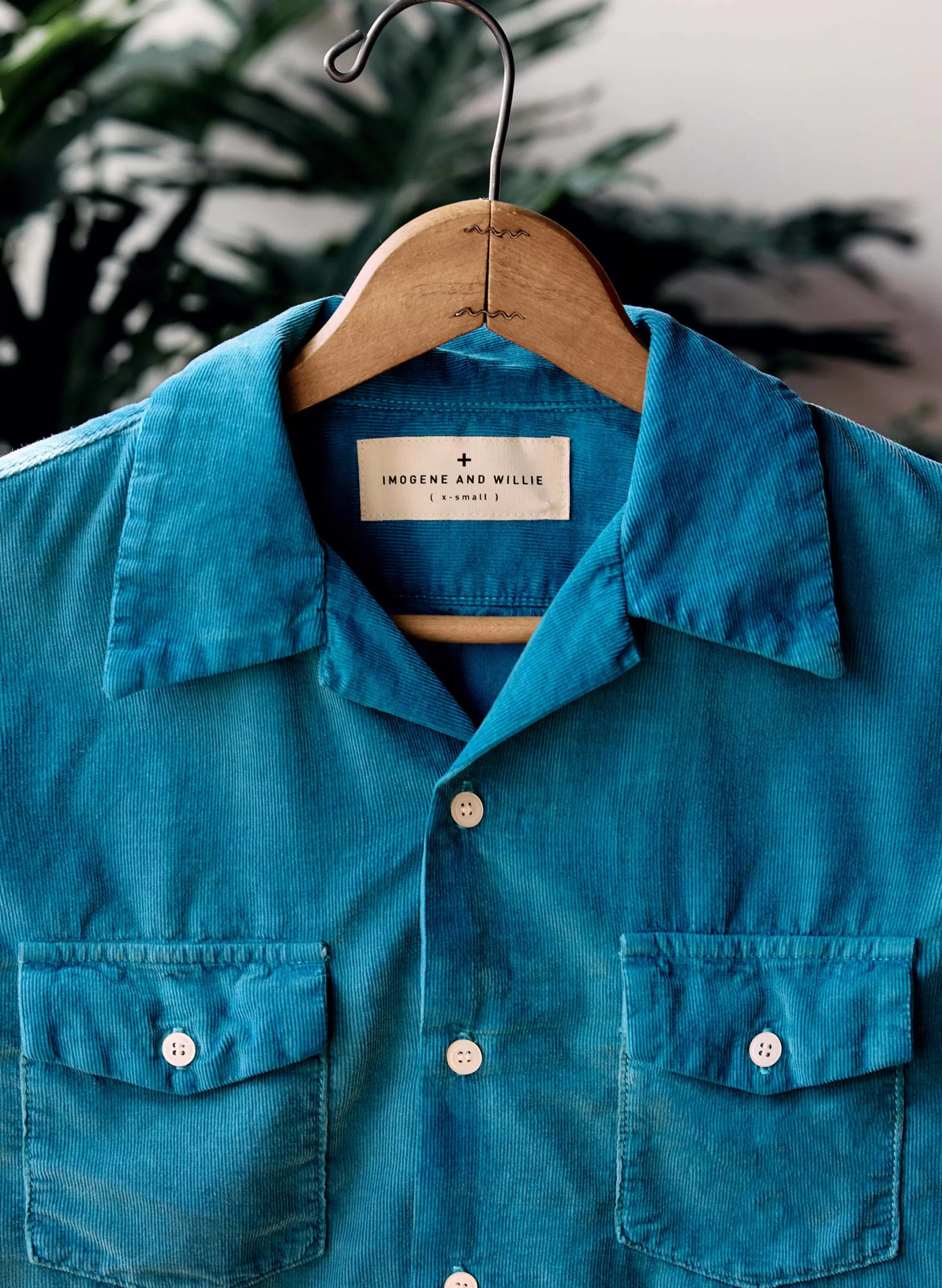 imogene + willie The Palmer Corduroy Shirt In Teal Flash Sale