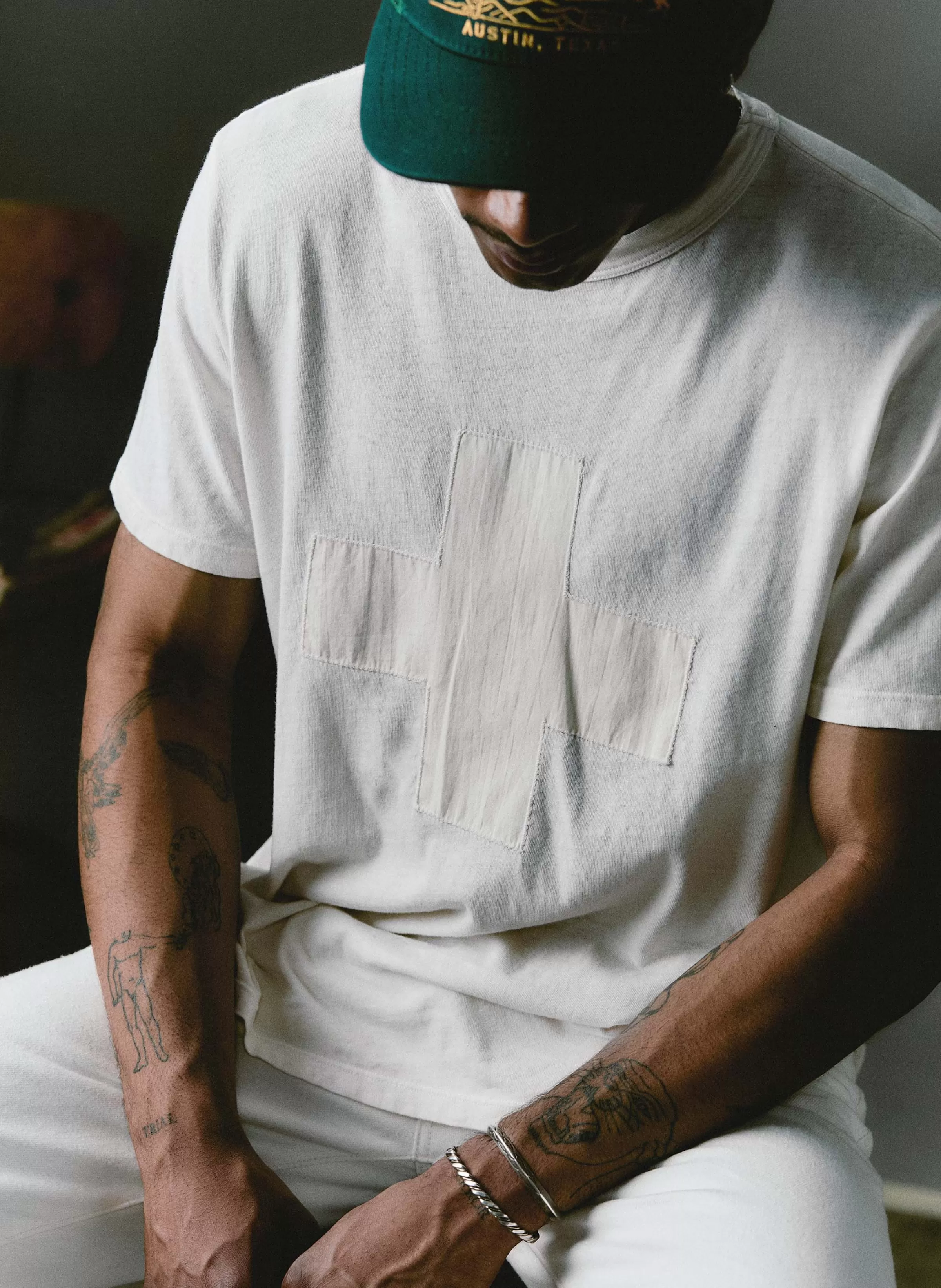 imogene + willie The "plus" Tee In Vintage White Best Sale