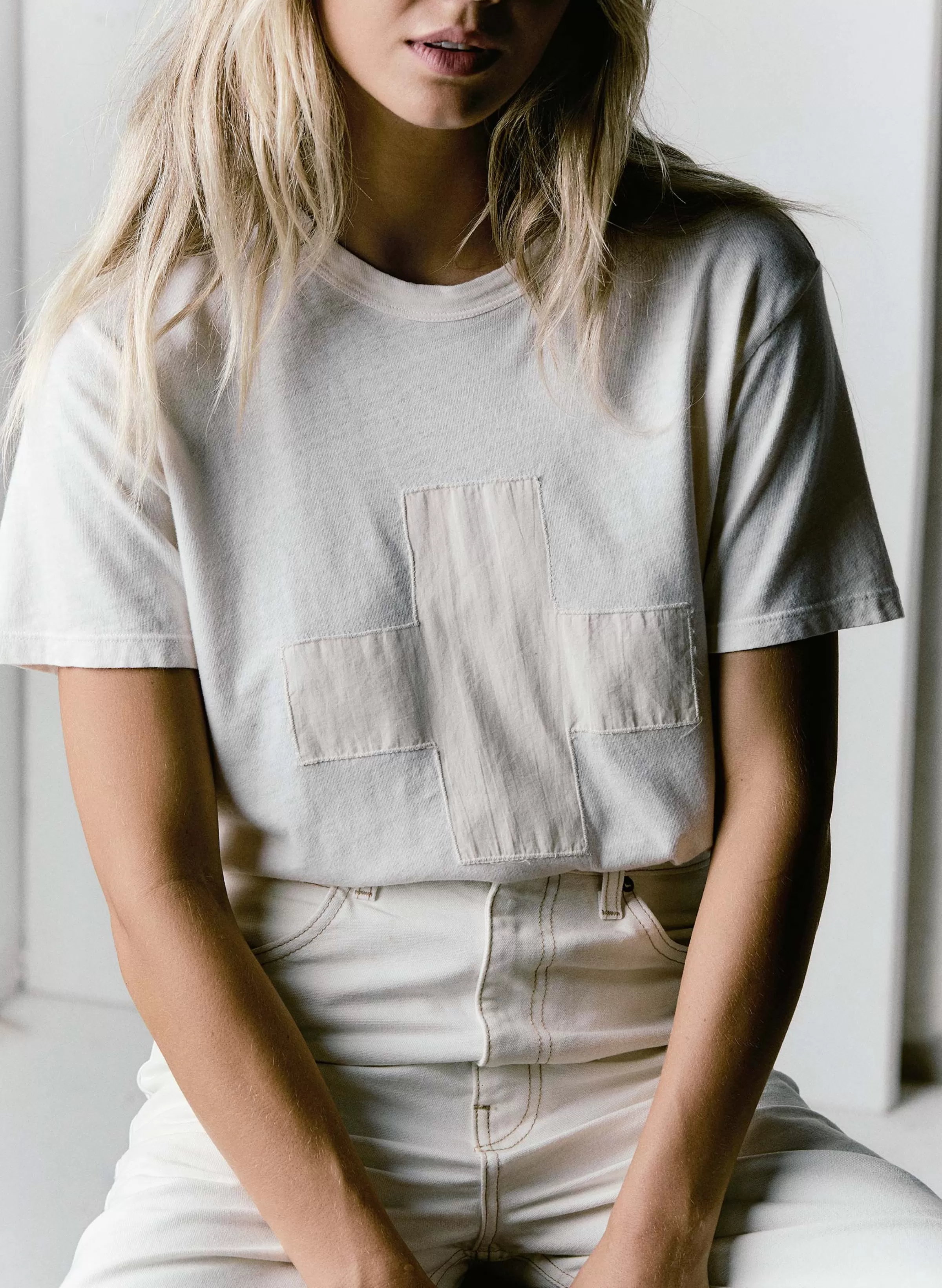 imogene + willie The "plus" Tee In Vintage White Best Sale