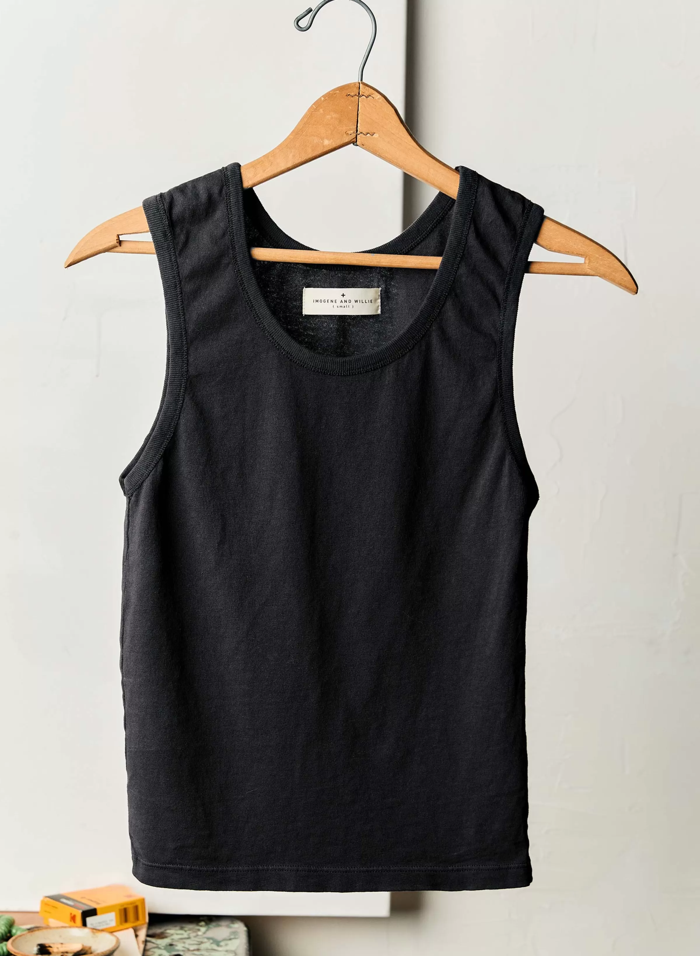 imogene + willie The Vintage Tank In Faded Black Best