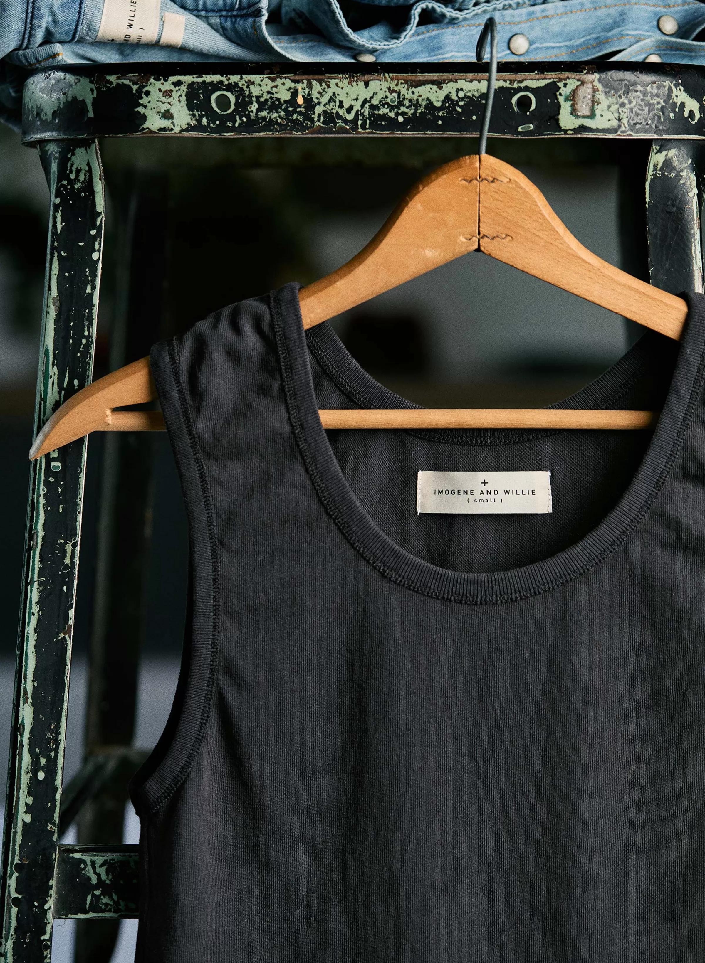 imogene + willie The Vintage Tank In Faded Black Best